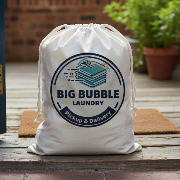 Big Bubble Bag On Doorstep 001